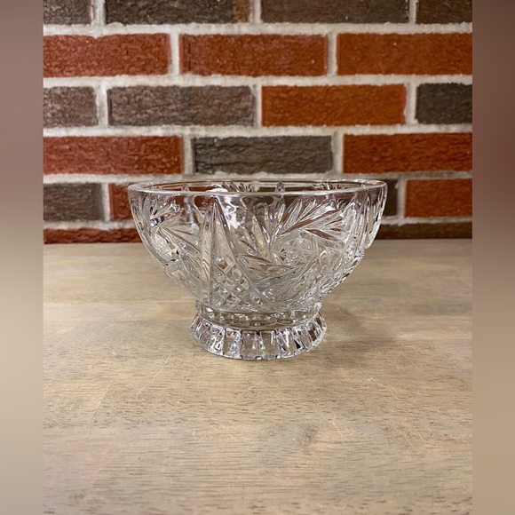 German Cut‎ Glass Footed Crystal Bowl/Candy Dish Pinwheel Design - Picture 1 of 7